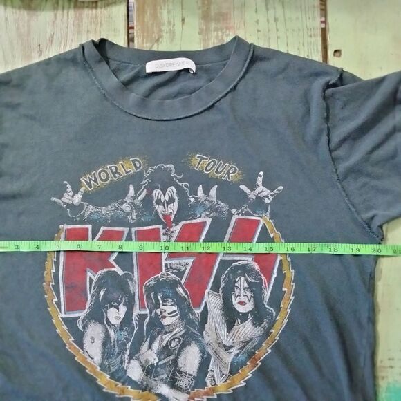 Daydreamer KISS Cropped Tee Shirt Sz L Short Sleeve Dark Gray No Size Tag - Picture 6 of 8